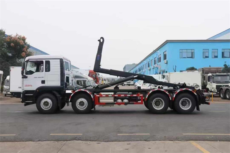 重汽汕德卡前四后八勾臂垃圾车 重汽汕德卡前四后八勾臂垃圾车