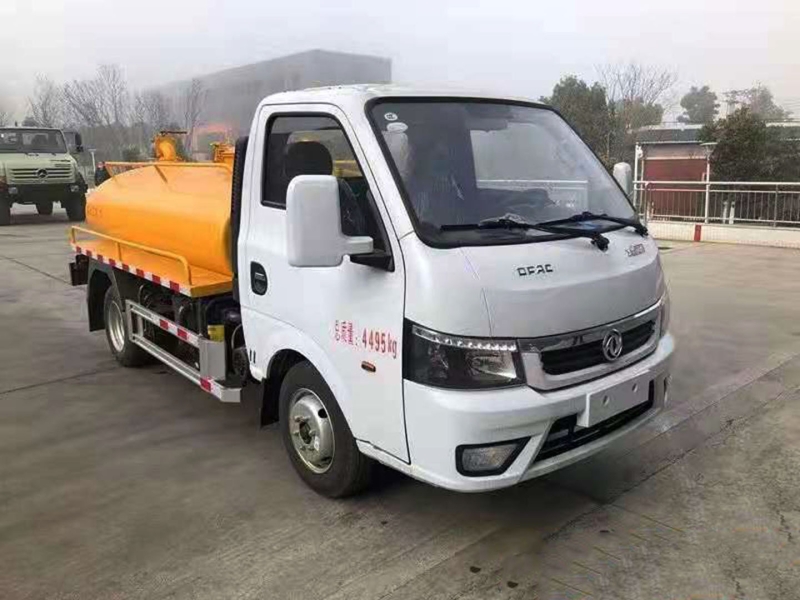 程力汽车2.5立方东风途逸吸粪车 程力汽车2.5立方东风途逸吸粪车