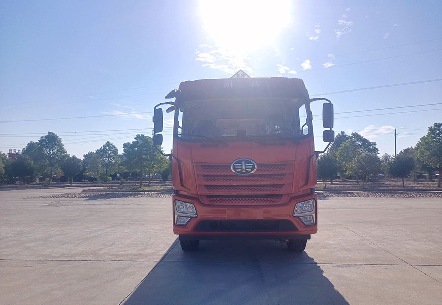 一汽解放JK6铝合金30立方油罐车