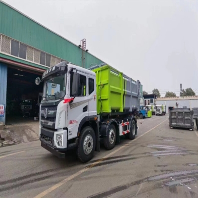 15-20立方勾臂式污泥自卸车