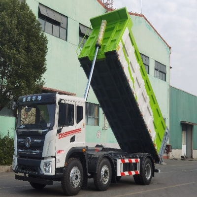 25立方污泥运输车_无泄漏鸡粪运输车