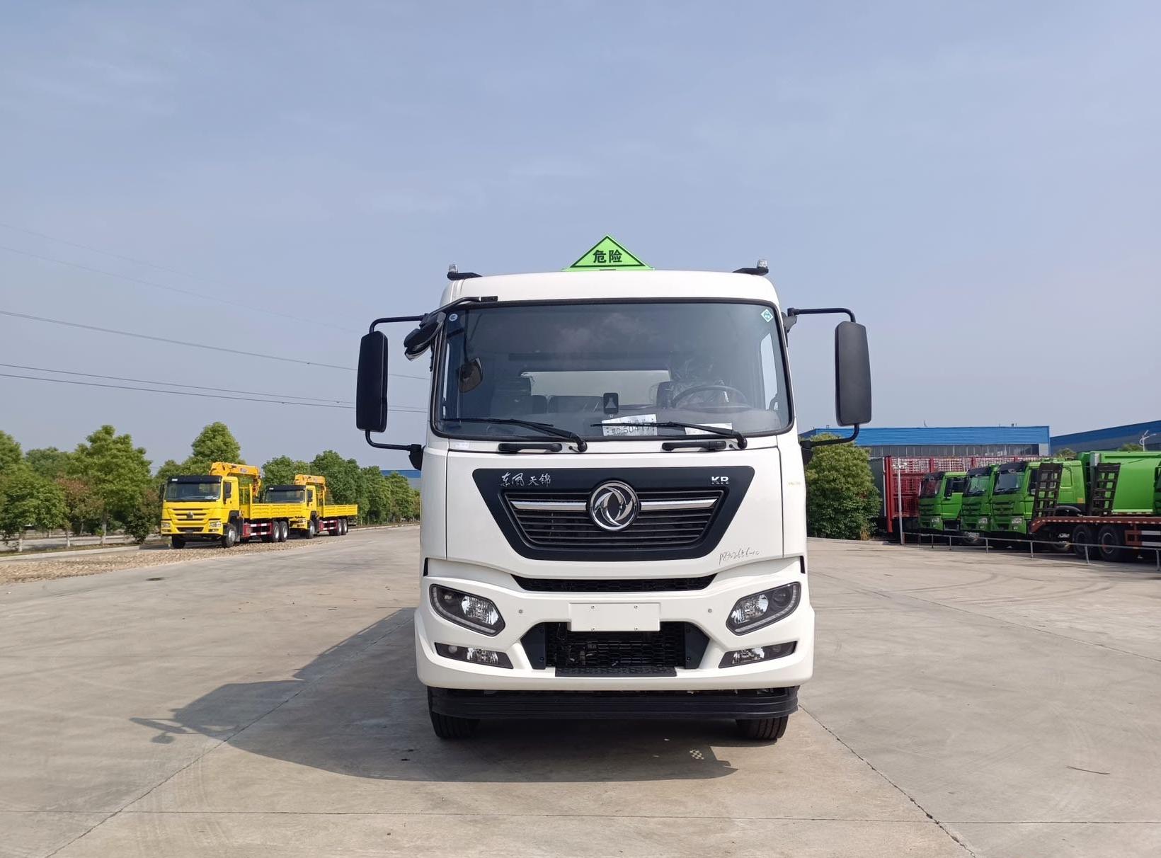 新款东风天锦15方碳钢加油车