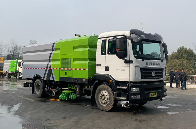 震惊！道路清扫车厂家直销价曝光，湖北程力省一半！